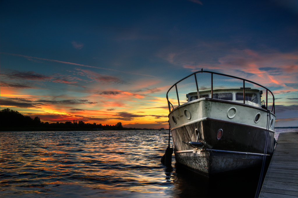 Boat-HDR-free-license-CC0 (1).jpg_medium Boat-HDR-free-license-CC0 (1).jpg_medium